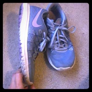 Nike running tennis shoes size 8 light blue